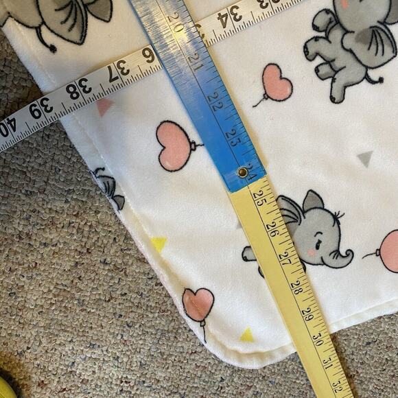 DAYSU Baby Crib Blanket Soft Double Sided Elephants Hearts Print Pink White - Picture 2 of 6